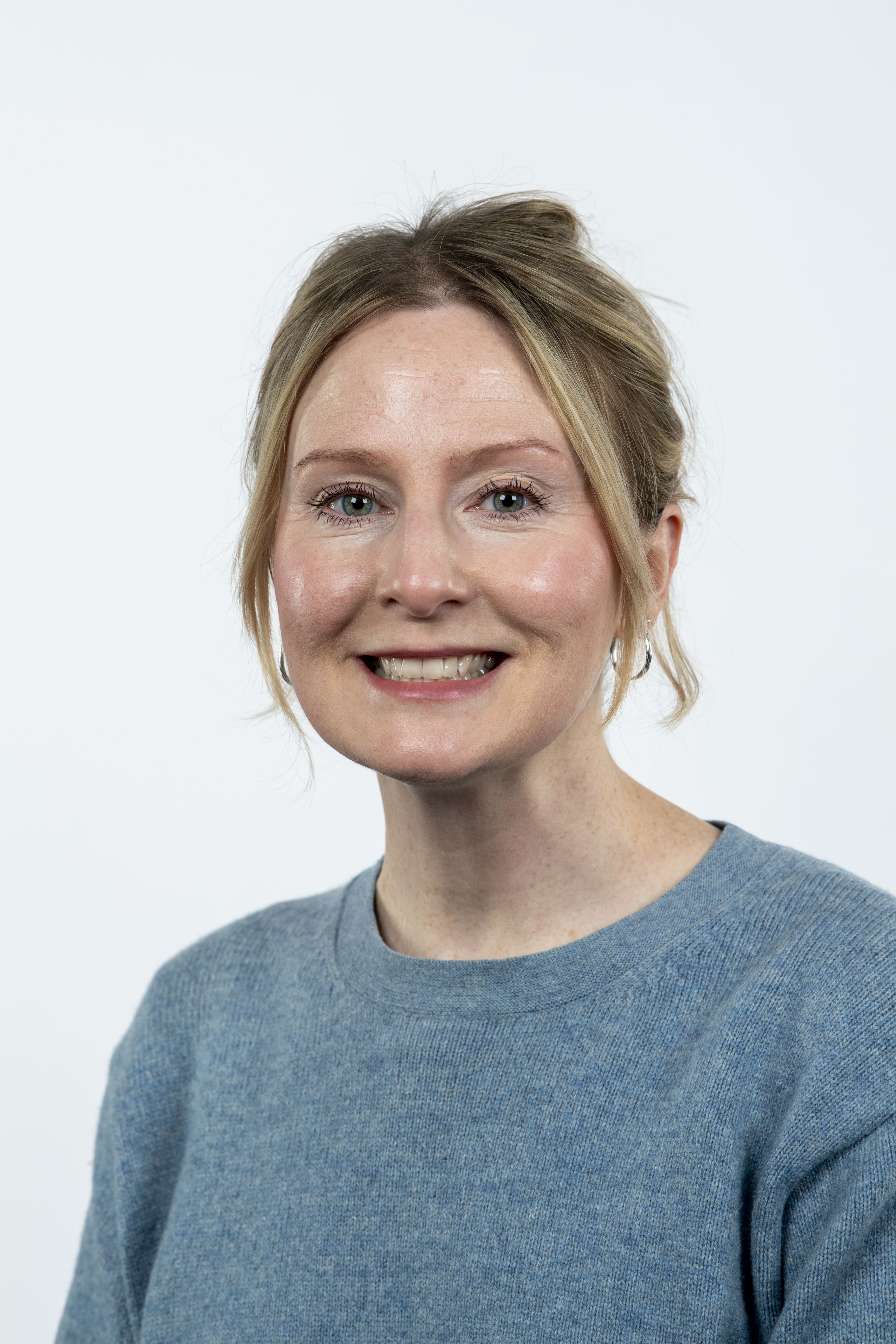 25 035 Scottish Learning Disability Staff Portraits Fiona Barlow 009 staff image